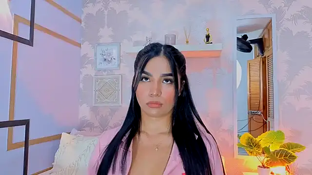 CharlotteGraay online show from December 2025 07:29:01 PM