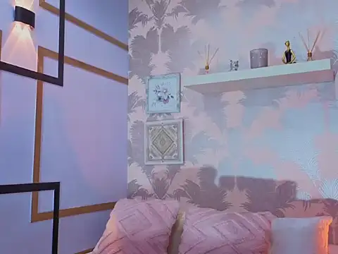 CharlotteGraay online show from February 2026 07:48:02 PM