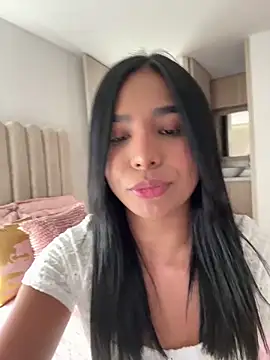 CharlotteGraay online show from April 2026 09:18:02 PM