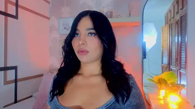 CharlotteGraay online show from June 2026 07:48:01 PM
