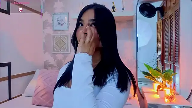 CharlotteGraay online show from April 2026 07:51:01 PM