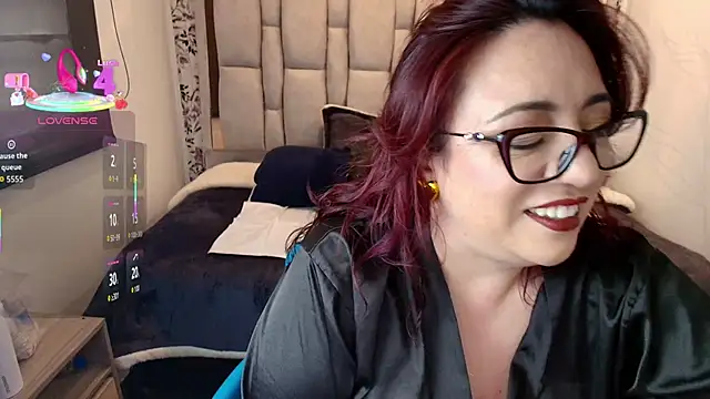 Victoria Adamns online show from February 2026 12:05:02 PM