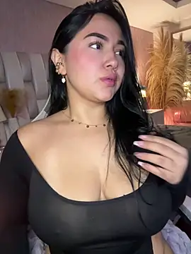 Sara  collins   online show from December 2025 12:10:01 PM