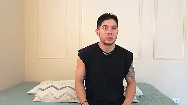 Snapshot of mr_danni chatting on November 2025 05:39:01 PM mr danni online show from November 2025 05:39:01 PM