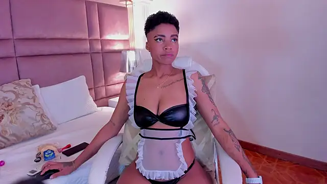 LuciaWallace online show from March 2025 11:31:02 PM