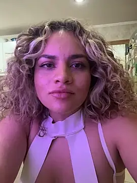 frantasticaa online show from January 2025 02:39:02 AM