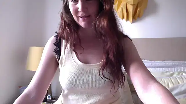 Snapshot of LittleMissFoxx chatting on March 2025 03:51:02 PM LittleMissFoxx online show from March 2025 03:51:02 PM