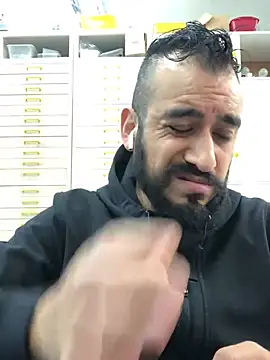 leonardohot1987 online show from February 2025 05:07:02 PM