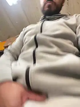 leonardohot1987 online show from March 2025 07:05:02 PM