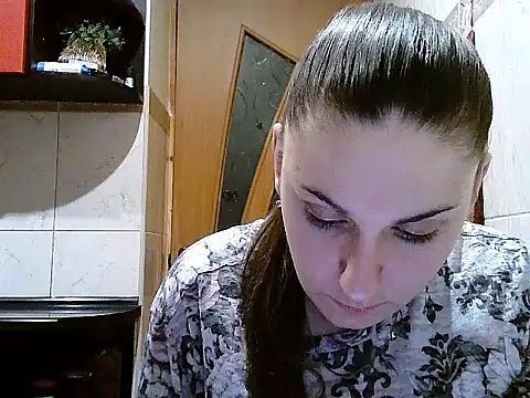 Yuliia30 online show from March 2026 08:25:02 PM