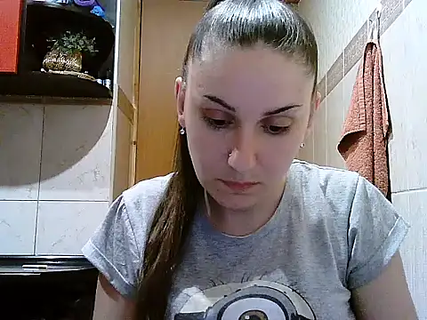 Yuliia30 online show from March 2026 07:41:01 PM