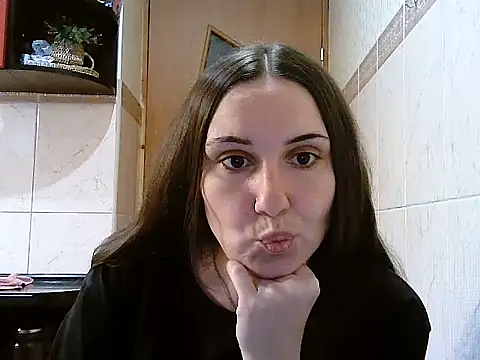 Yuliia30 online show from May 2026 04:34:02 PM