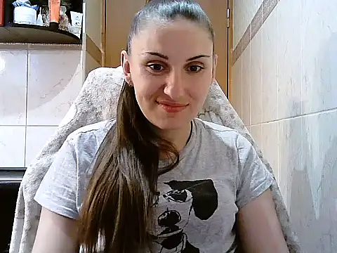 Snapshot of Yuliia30 chatting on July 2026 03:12:02 PM Yuliia30 online show from July 2026 03:12:02 PM