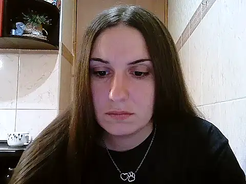 Yuliia30 online show from May 2026 04:24:01 PM