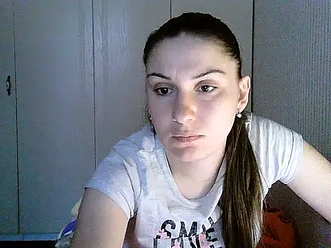 Snapshot of Yuliia30 chatting on December 2025 12:11:01 PM Yuliia30 online show from December 2025 12:11:01 PM