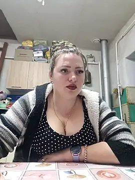 Jyleta online show from December 2025 10:14:02 PM