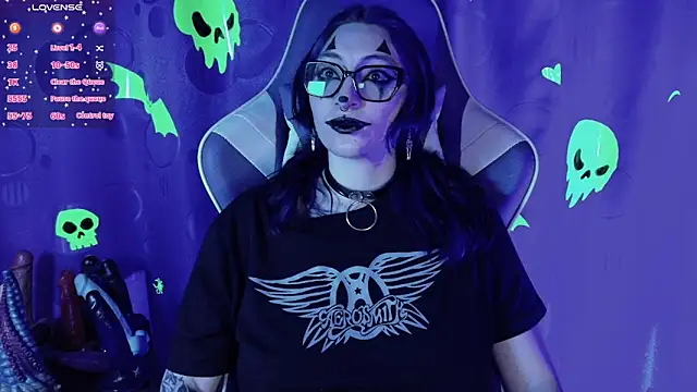 Kimlennox  online show from March 2026 01:45:02 PM