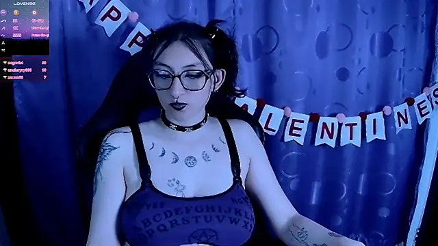 Snapshot of Kimlennox_ chatting on February 2025 10:18:01 PM Kimlennox  online show from February 2025 10:18:01 PM