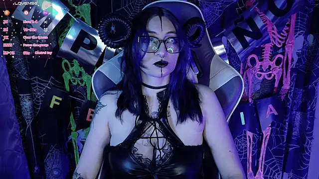 Kimlennox  online show from March 2026 02:18:01 PM