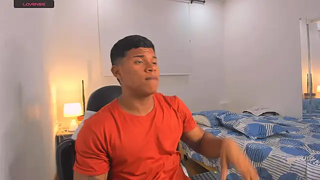 maxsteel177 online show from March 2025 11:31:02 PM