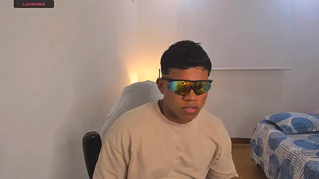 maxsteel177 online show from March 2025 12:44:01 AM