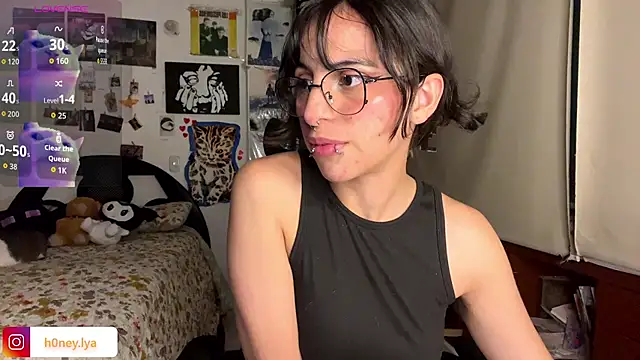 Snapshot of B0nnie_H0ney chatting on April 2026 02:29:01 AM B0nnie H0ney online show from April 2026 02:29:01 AM