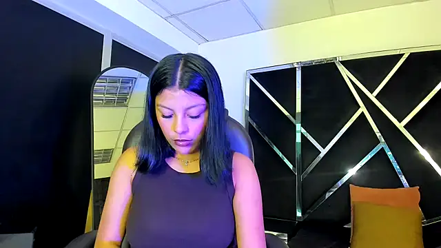 Snapshot of Salmaportman69 chatting on October 2025 02:32:01 AM Salmaportman69 online show from October 2025 02:32:01 AM