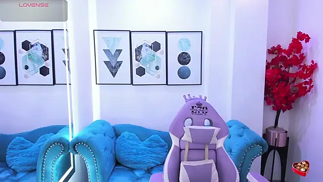 Akaza Hakuji  online show from March 2026 12:34:01 PM