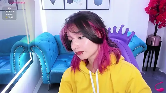 Akaza Hakuji  online show from January 2026 12:32:01 PM