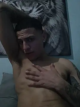 dany hardy online show from October 2025 04:57:02 AM