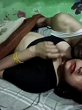 tanvi-cpl2 online show from February 2025 11:42:01 PM