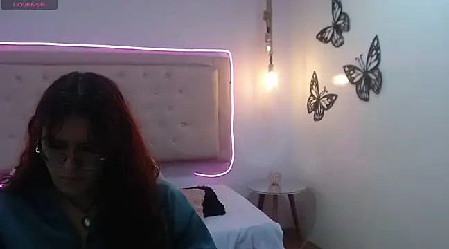 kathepickmanx online show from March 2025 09:39:02 AM