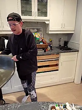 SoxxyNsh online show from April 2026 09:10:01 PM