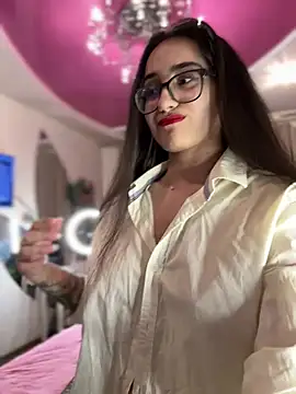 Snapshot of LittleX_Angel chatting on March 2026 10:02:01 AM LittleX Angel online show from March 2026 10:02:01 AM