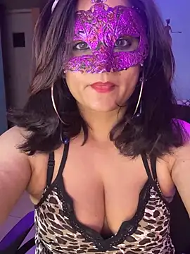 Snapshot of Ayeshaa__25 chatting on March 2025 03:24:02 PM Ayeshaa  25 online show from March 2025 03:24:02 PM