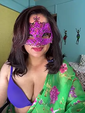 Snapshot of Ayeshaa__25 chatting on February 2025 12:32:02 PM Ayeshaa  25 online show from February 2025 12:32:02 PM