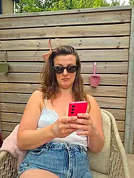 Snapshot of cumtomama chatting on May 2026 03:29:01 PM cumtomama online show from May 2026 03:29:01 PM