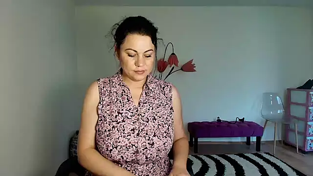 VixenVibesX online show from June 2026 11:59:02 AM