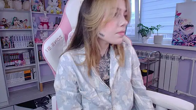 Catharsisi online show from October 2025 01:54:02 PM