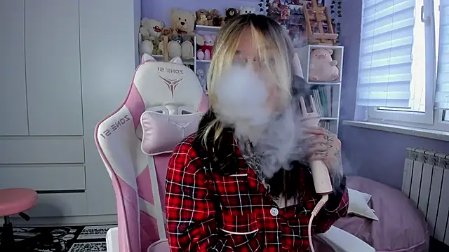 Catharsisi online show from March 2026 01:44:01 PM