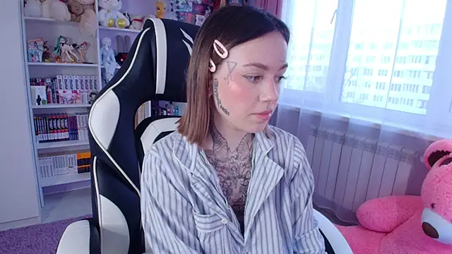 Catharsisi online show from March 2025 03:28:02 PM