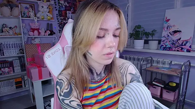 Catharsisi online show from November 2025 02:33:01 PM