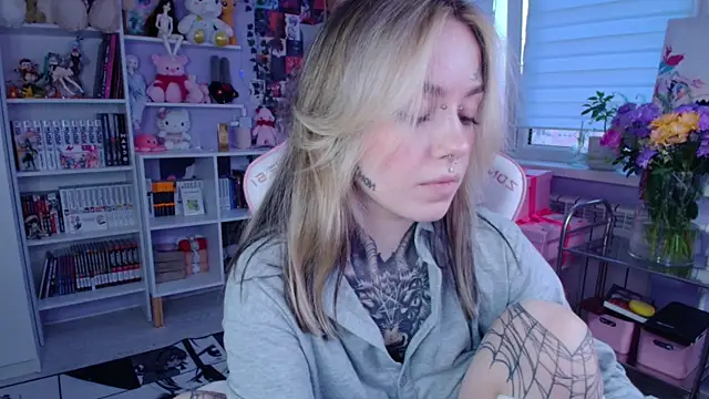 Catharsisi online show from November 2025 01:37:02 PM