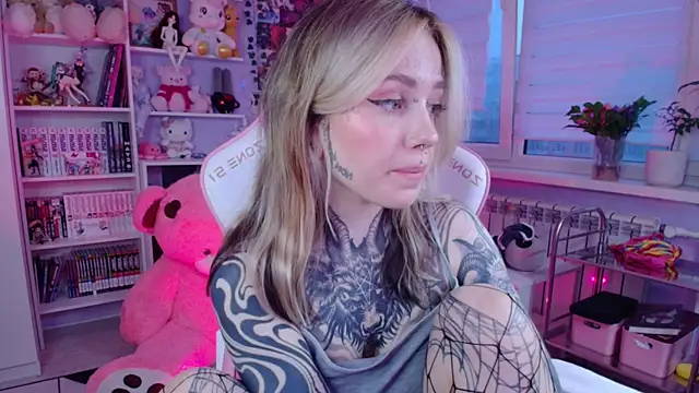 Catharsisi online show from November 2025 01:00:02 PM