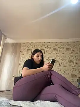 Snapshot of Rosanna_Rennie chatting on February 2025 11:21:02 AM Rosanna Rennie online show from February 2025 11:21:02 AM