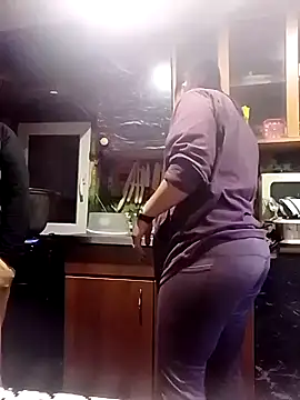 Snapshot of Rosanna_Rennie chatting on October 2025 12:48:02 PM Rosanna Rennie online show from October 2025 12:48:02 PM