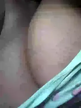 Snapshot of Leticiath22 chatting on March 2025 06:34:01 PM Leticiath22 online show from March 2025 06:34:01 PM