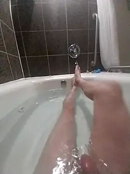 Snapshot of AQuickPhyx chatting on February 2025 03:58:01 PM AQuickPhyx online show from February 2025 03:58:01 PM