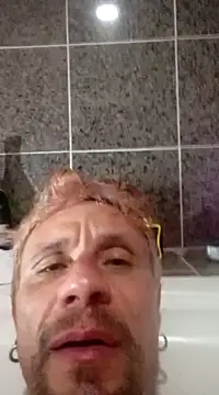 Snapshot of AQuickPhyx chatting on February 2025 12:30:02 AM AQuickPhyx online show from February 2025 12:30:02 AM