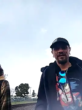 Snapshot of AQuickPhyx chatting on March 2025 11:50:02 PM AQuickPhyx online show from March 2025 11:50:02 PM